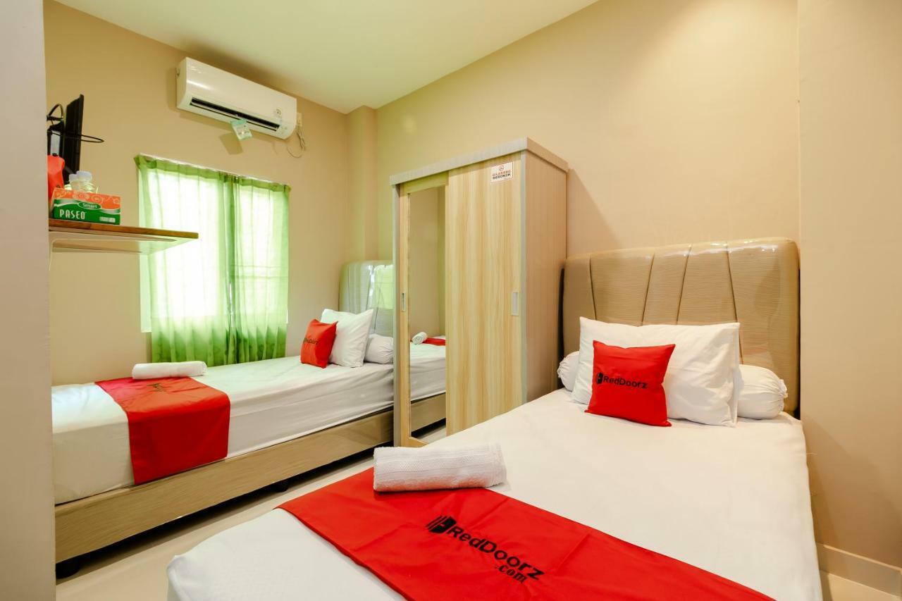 Reddoorz Syariah @ Panglima Polem Aceh Hotel Banda Aceh Eksteriør billede